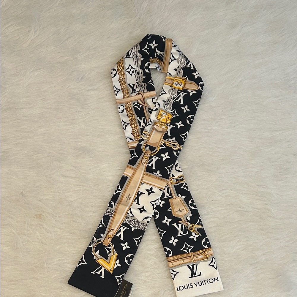Louis Vuitton twilly neck scarf purse charm